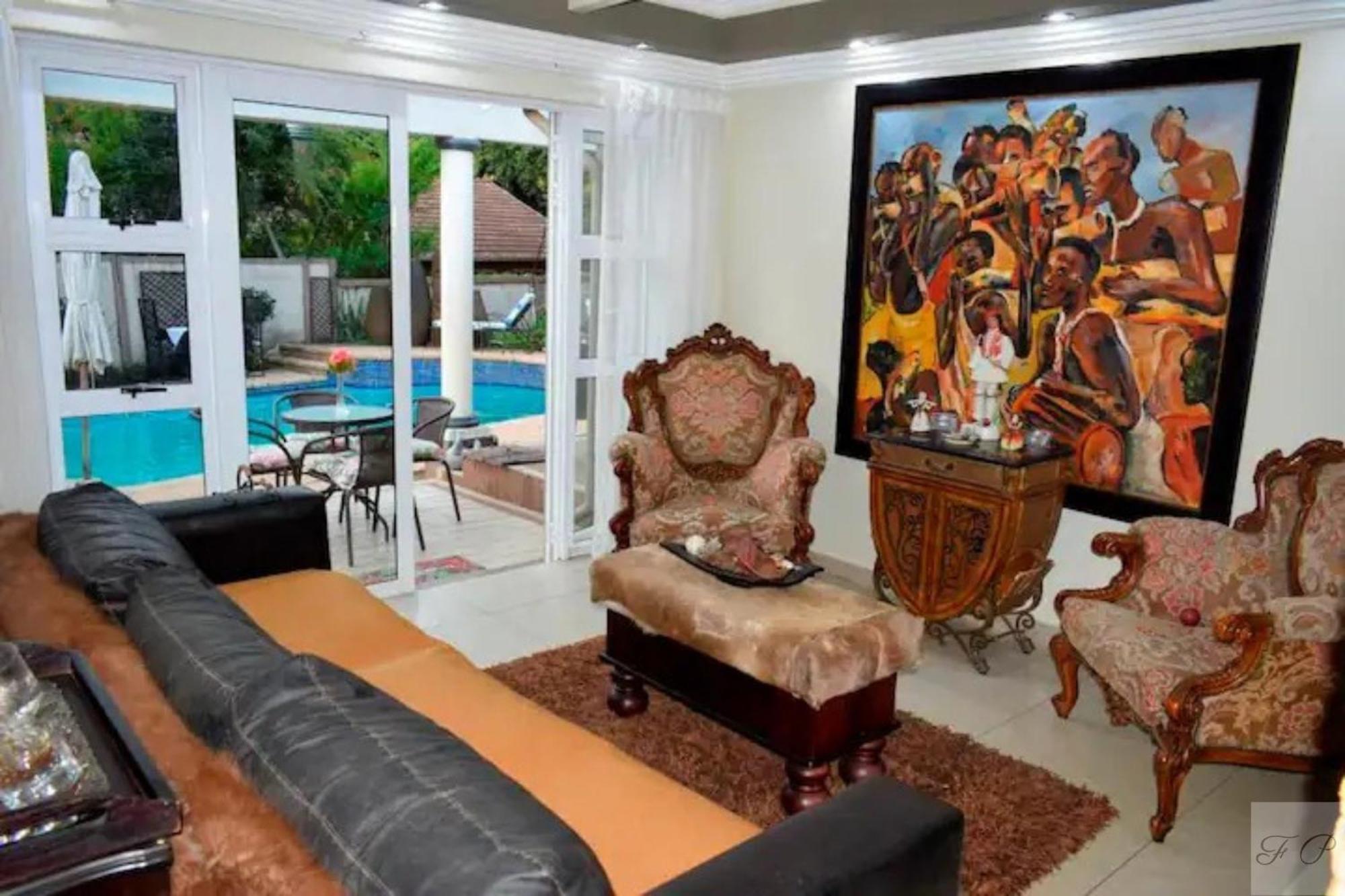 The Giraffe Room At Frederick'S Place Pretoria Bagian luar foto